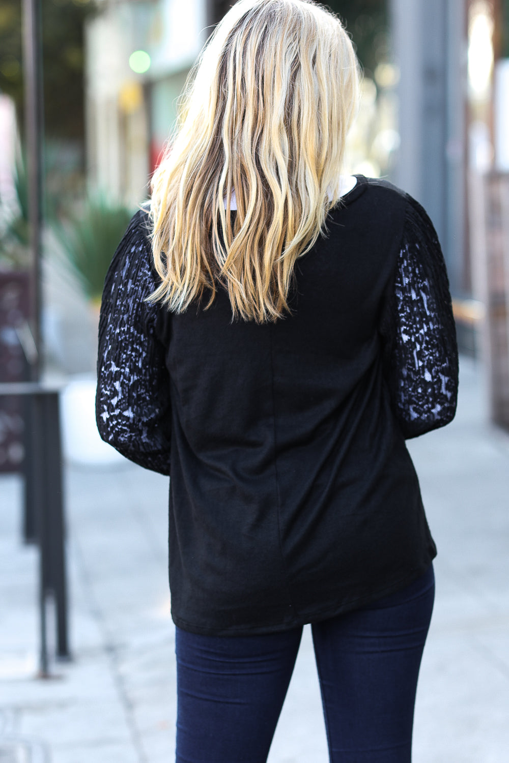 Black Hacci Floral Lace Bubble Sleeve Top