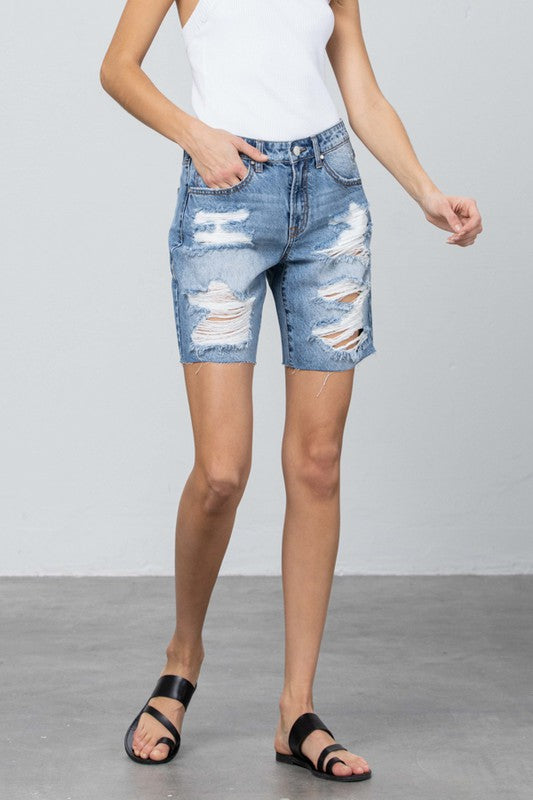 DISTRESSED PREMIUM BERMUDA SHORTS