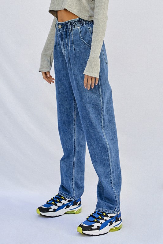 Super High Rise Pleated Mom Jeans