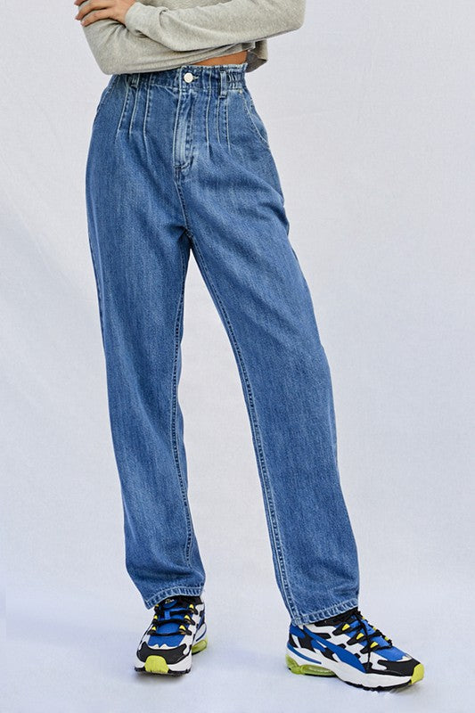 Super High Rise Pleated Mom Jeans