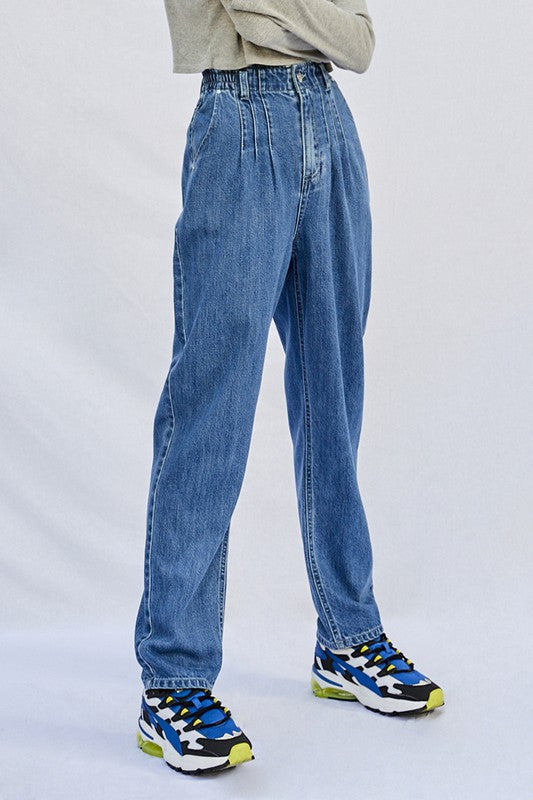 Super High Rise Pleated Mom Jeans