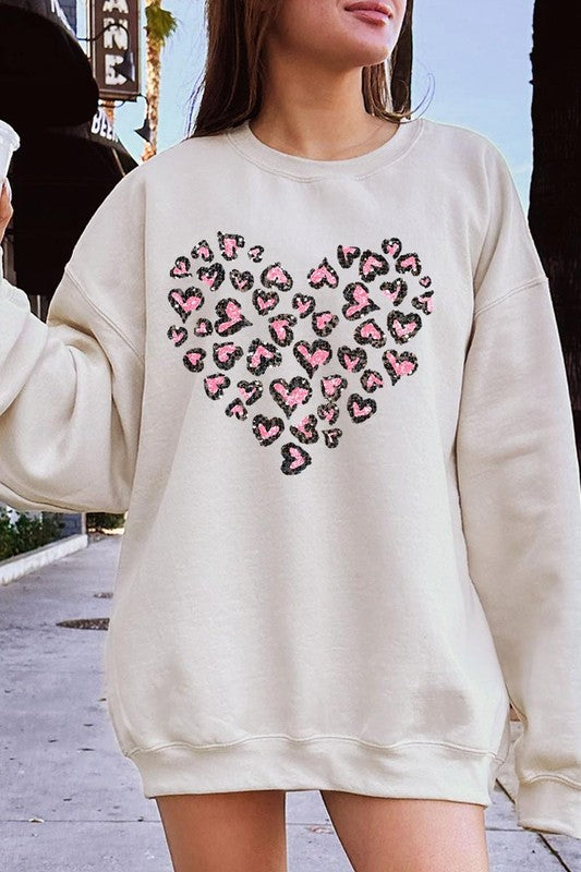 Faux Sequins Leopard Heart Graphic Sweatshirt